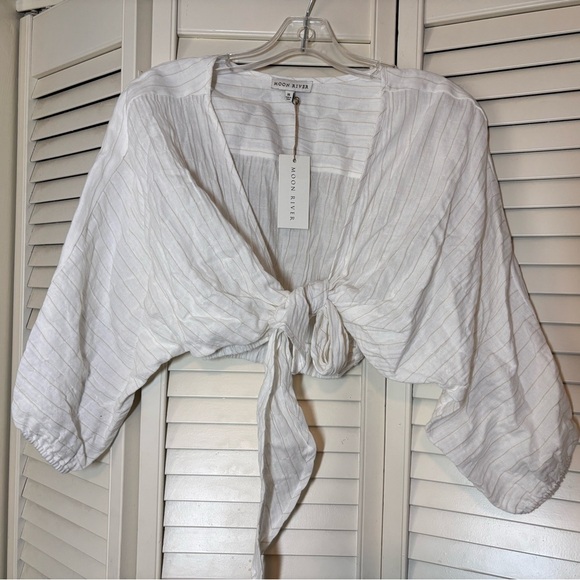 Moon River Tops - Moon River White Tie-Front Blouse | Sz M | NWT